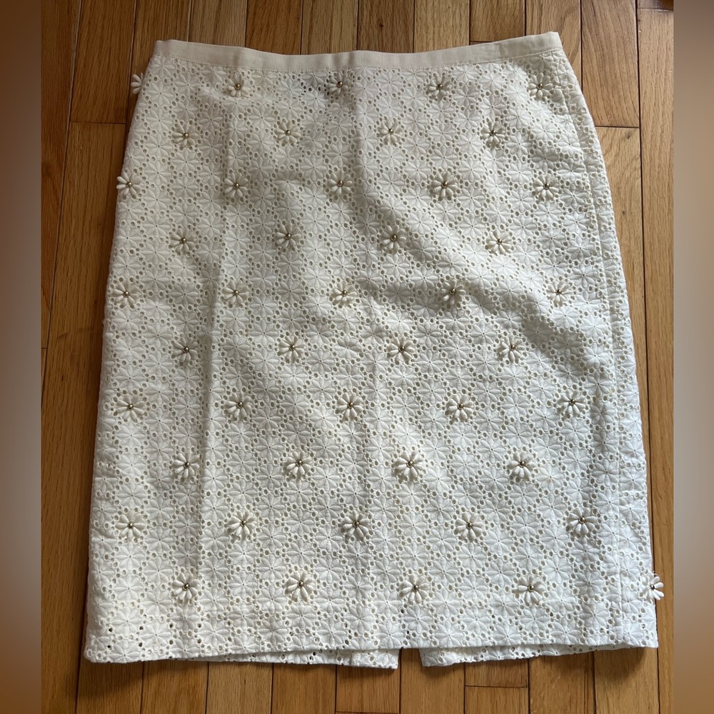 Talbots White Pencil Skirt with Floral Embroidery